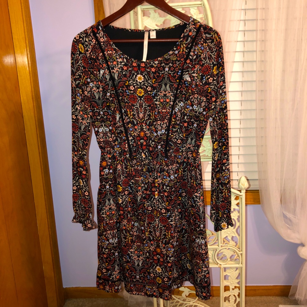 LC Lauren Conrad Autumn Floral Long Sleeve Dress